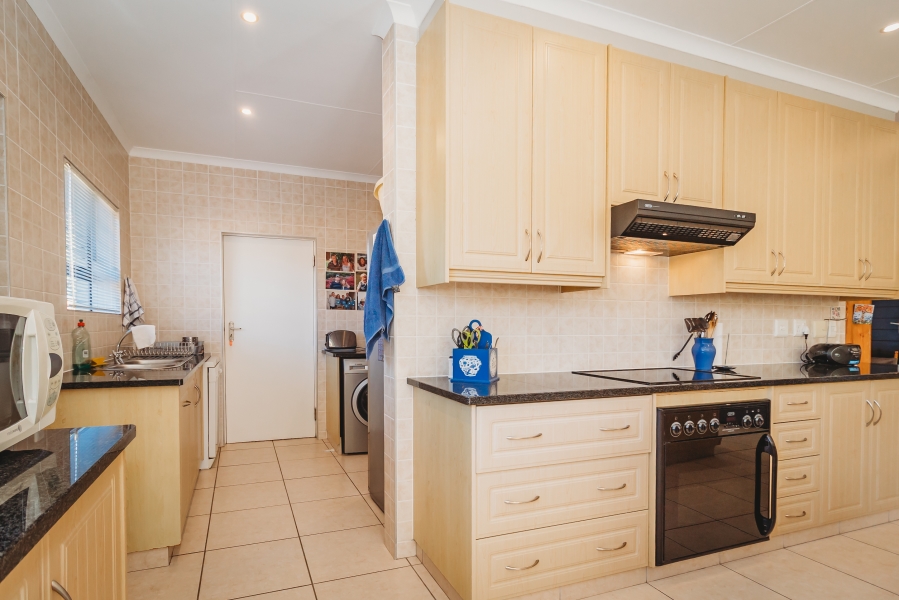 3 Bedroom Property for Sale in Heather Park Western Cape